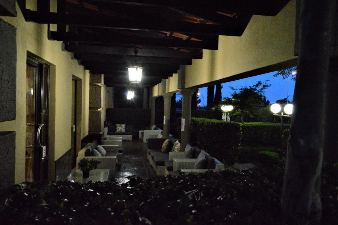 Constantia Manor Guest House Pretoria-Noord Buitenkant foto
